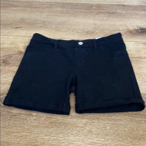 Old Navy Black soft shorts - Picture 1 of 2